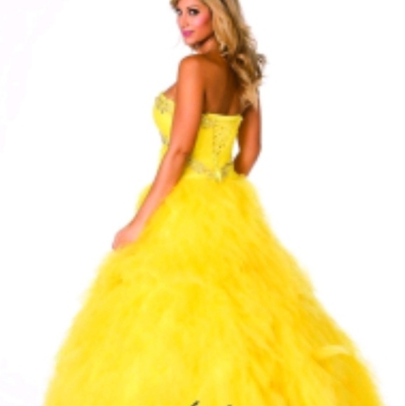 Prom dress - Picture 4 of 4